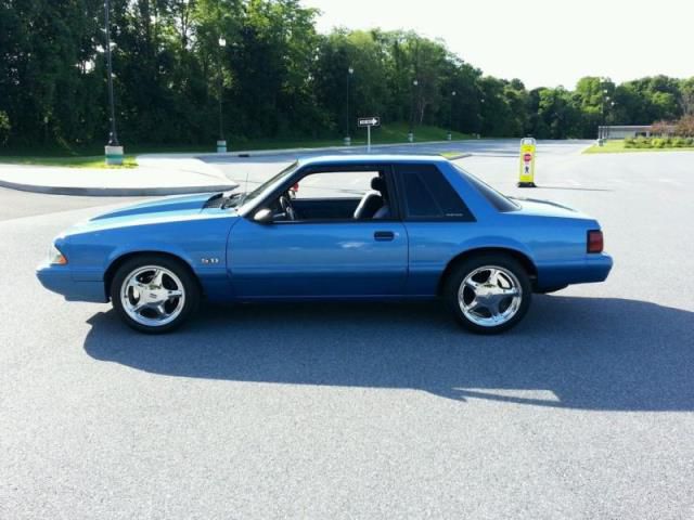 1987 - ford mustang