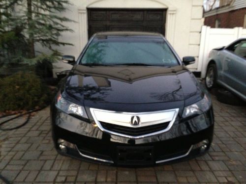 2012 acura tl with tech package 3.5l black on black with 2800 miles like new