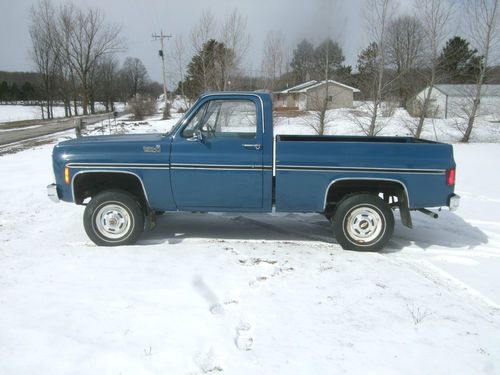 1979 chevy chevrolet 4x4 39,000 miles near mint ( i would say )