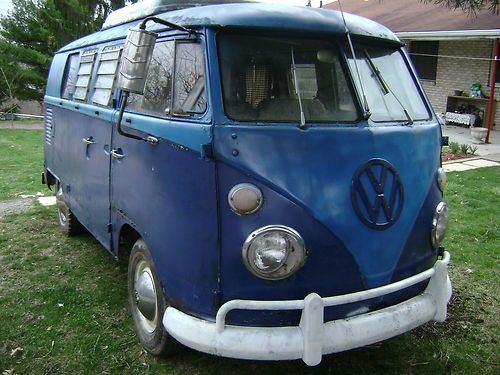 1966 voltswagen bus campmobile