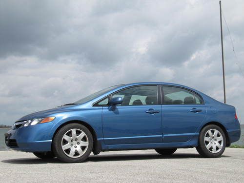 * 2006 honda civic 4dr sedan* automatic * (stylish blue) runs wonderful! *