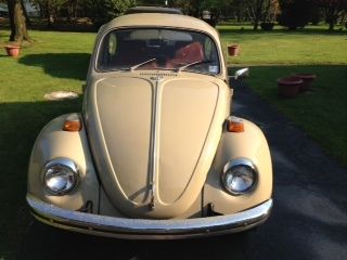 1969 volkswagon beetle creame color original 67,000 miles !!wow!! !no reserve!!