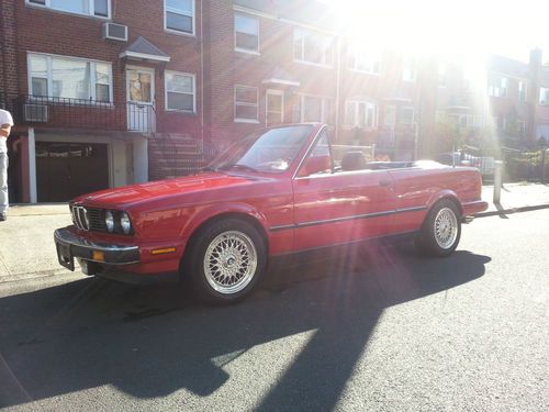 1987 325i convertible 5 speed 2 owners, new top, new interior, no accidents!