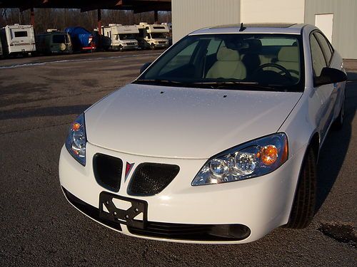 Only 108 miles! unused pontiac g6 sedan with sun and sound package! loaded