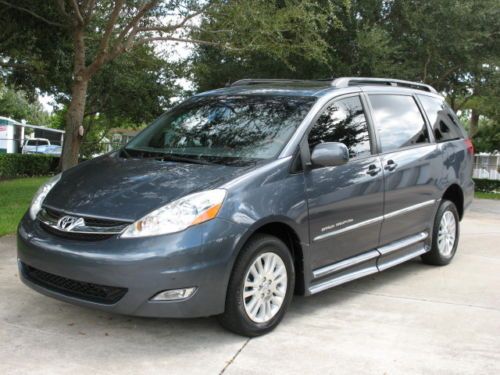2009 toyota sienna limited wheelchair accessible handicap equipped van