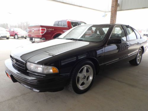 1995 chevrolet impala ss  black v8 lt1 low miles clean car fax 2-owner