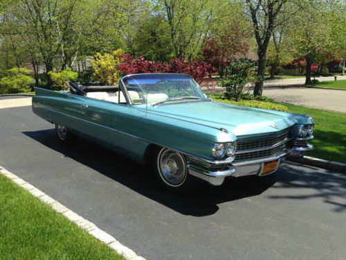 1963 cadillac coupe deville convertible in light blue