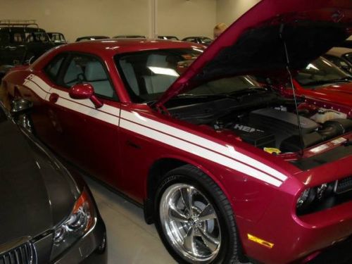 2010 dodge challenger r/t, one of 546 automatics in pink!! 5500 miles!