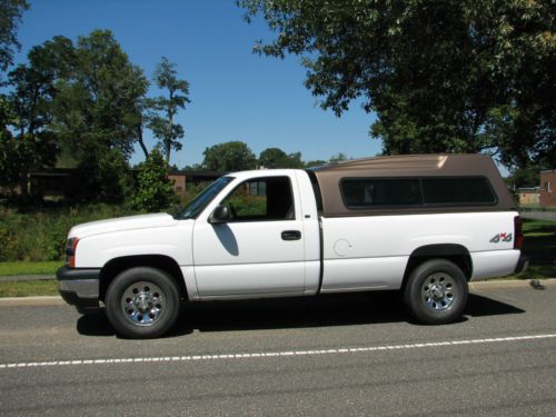 2006 chevrolet 1500 wt 4x4 8 ft. bed  cap with 17k miles one owner