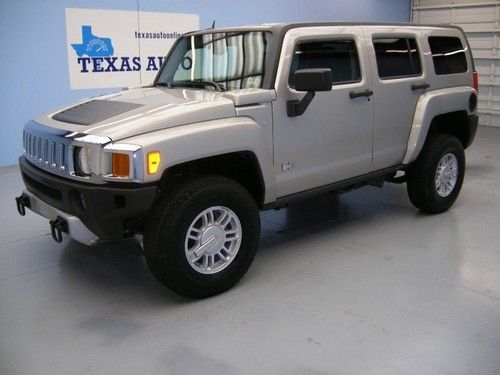 We finance!!!  2009 hummer h3 4x4 automatic onstar 16 rims xm 1 owner warranty
