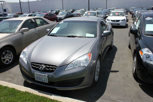 2011 hyundai genesis coupe 2.0t coupe 2-door 2.0l- carfax 1-owner