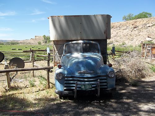 1952 chevrolet pickup 1ton 3500 flat bed horse hauler hoist 261 has watson hd