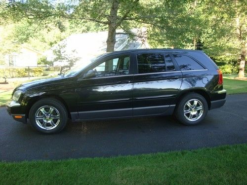 2004 chrysler pacifica awd loaded, leather, dvd, one owner car - no reserve!