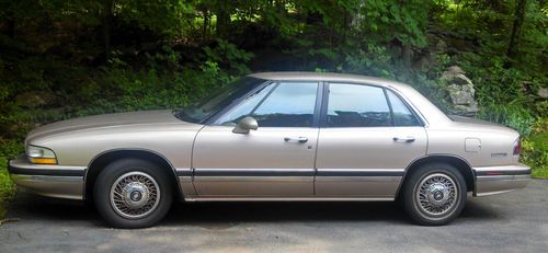 1992 buick lesabre limited sedan 4-door 3.8l