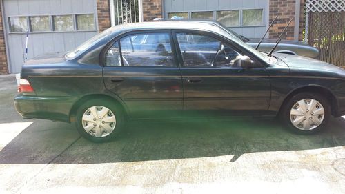 Used 1996 toyota corolla in decent working condition
