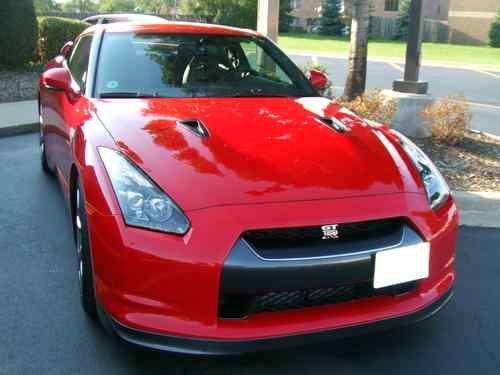 2009 nissan gt-r premium w/cold weather package red mint 4,500 miles must see