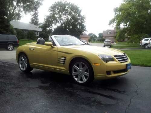 2005 chrysler crossfire limited - yellow