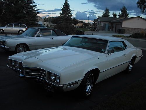 1971 ford thunderbird  rare factory sunroof   1-family owned