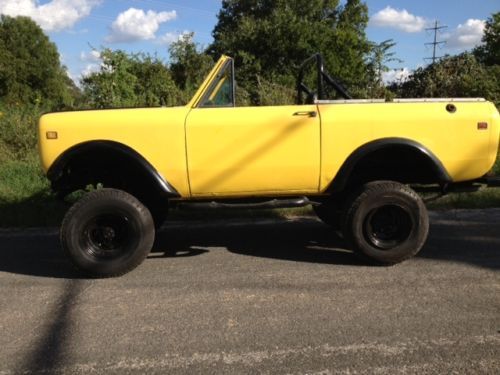 1975 scout v8 3 speed 4x4 32inch tires complete project