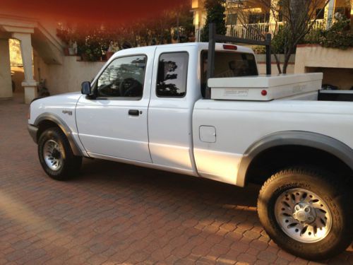 1996 ford ranger xl extended cab pickup 2-door 3.0l 4x4