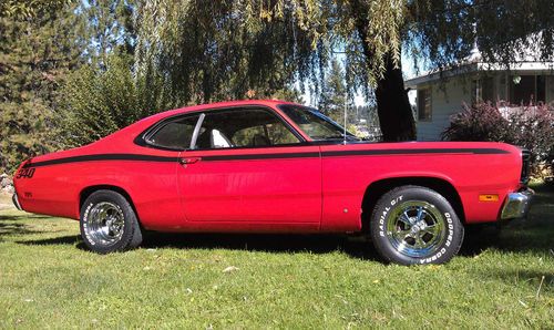 1971 plymouth duster. 340 clone, 318, 904 auto, disc brakes, bucket seats