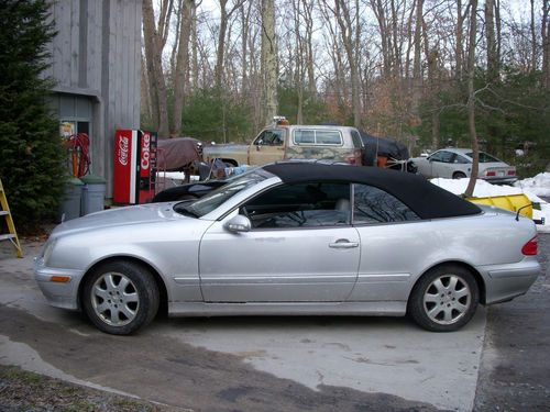 2000 mercedes bennz 320 clk silver convertible with black top, cabriolet style