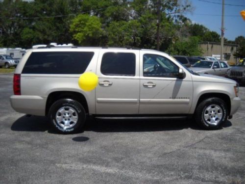 Loaded low mile 2007 chevrolet suburban lt! new tires, leather, wow!