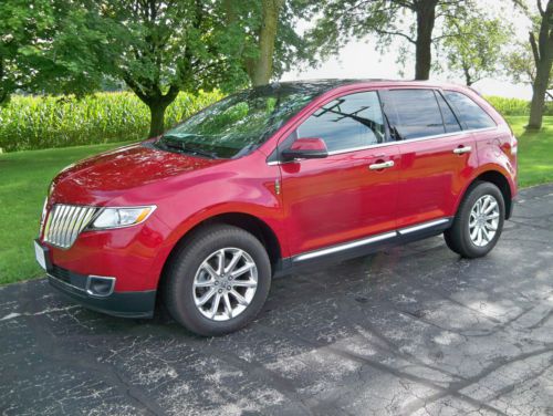 2013 lincoln mkx base sport utility 4-door 3.7l (one owner, all wheel drive)