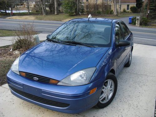 2006 ford focus se,auto,cd,power,a/c,great car,no reserve!!!!