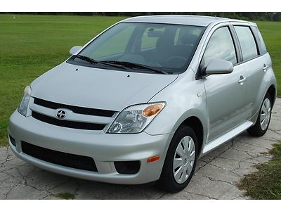 06 scion xa, only 22k miles,lowest miles, 1 owner, automatic, pioneer, like  new