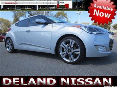 Hyundai veloster 2012 like new 1 owner 13k miles navigation automatic *we trade*