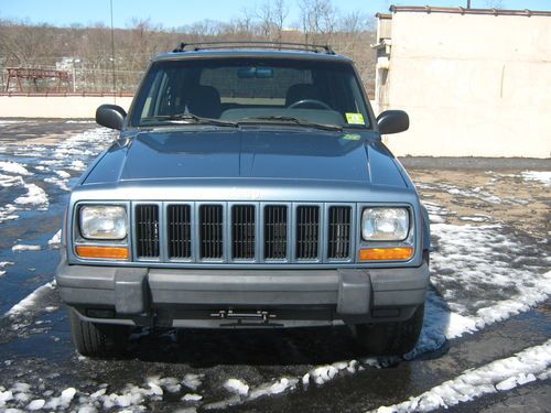 1999 jeep cherokee sport***no reserve***