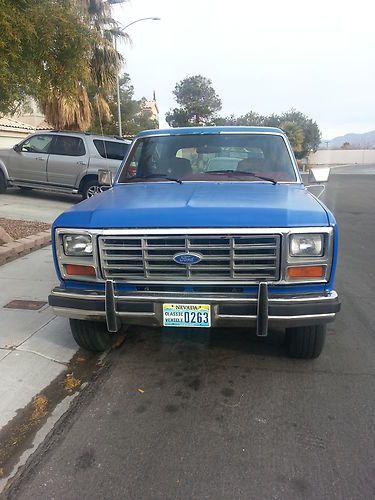 1986 ford bronco, auto, 6 cyl, sunroof