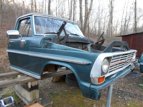 1969 ford f100 ( body only ) good condition no reserve