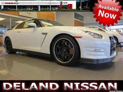 Nissan gtr black edition 2013 new pearl white $1,299 lease special *we trade*