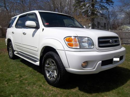 2003 toyota sequoia limited loaded navigation dvd bluetooth very well maintain
