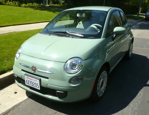 Cute 2012 fiat 500 pop, automatic, 4k miles, light green, like new!