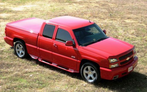 2003 silverado ss, clean southern truck, clean title, 55900 miles, no reserve