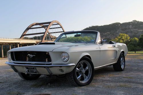 1967 ford mustang convertible restro-mod