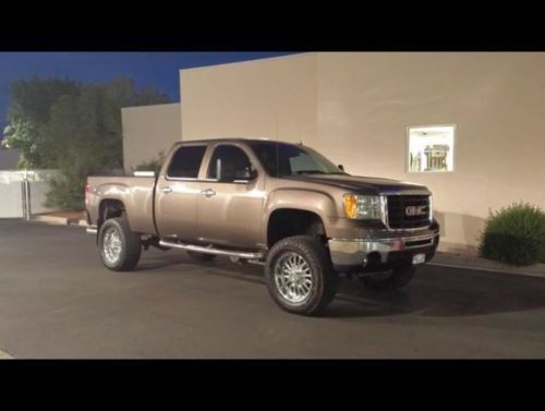 ***2007 gmc sierra 2500hd 4wd duramax, 10k in extra's, only 28,000 miles***