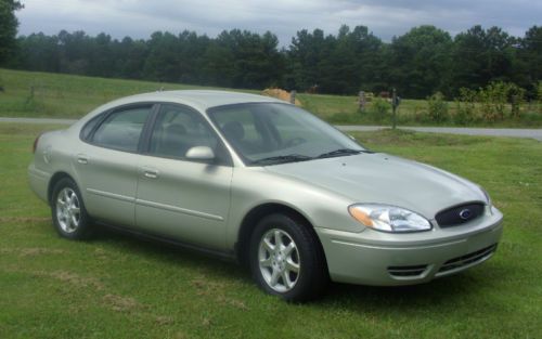 2006 ford taurus ***great shape***must see