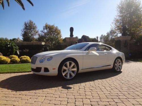 2012 bentley gt coupe***only 6700 miles**best color combo