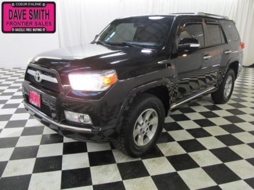 2010 4x4, tow hitch, tint, trailer brake, sunroof, cd/mp3 player, luggage rack