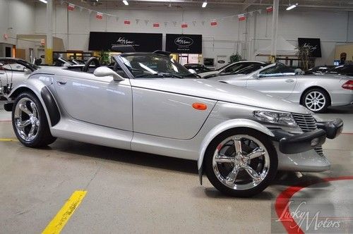 2001 plymouth prowler, leather, chrome rims, black soft top, cd