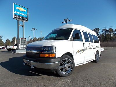 10 chevy express all wheel drive conversion  leather captain's chairs t.v./dvd