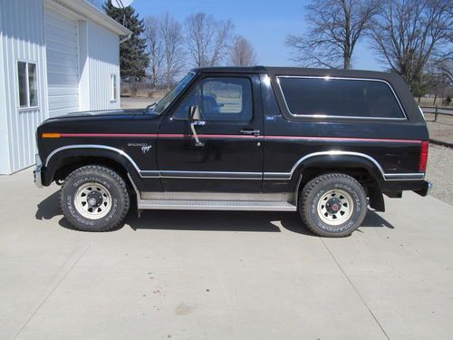 1980 ford bronco  xlt **just out of personal collectors private collection**