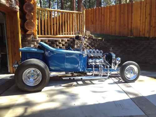 Clean 1923 ford t bucket
