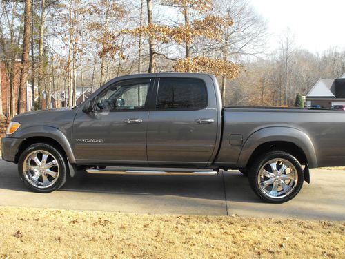 2005 toyota tundra limited 4wd !! double cab and custom wheels / tires !!