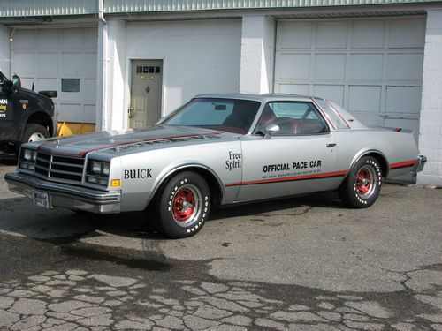 1976 buick indy pace car