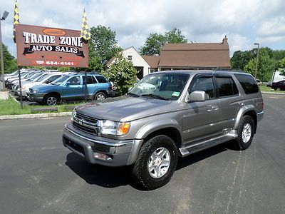 No reserve 2001 toyota 4runner sr5 very clean runs great well maintained